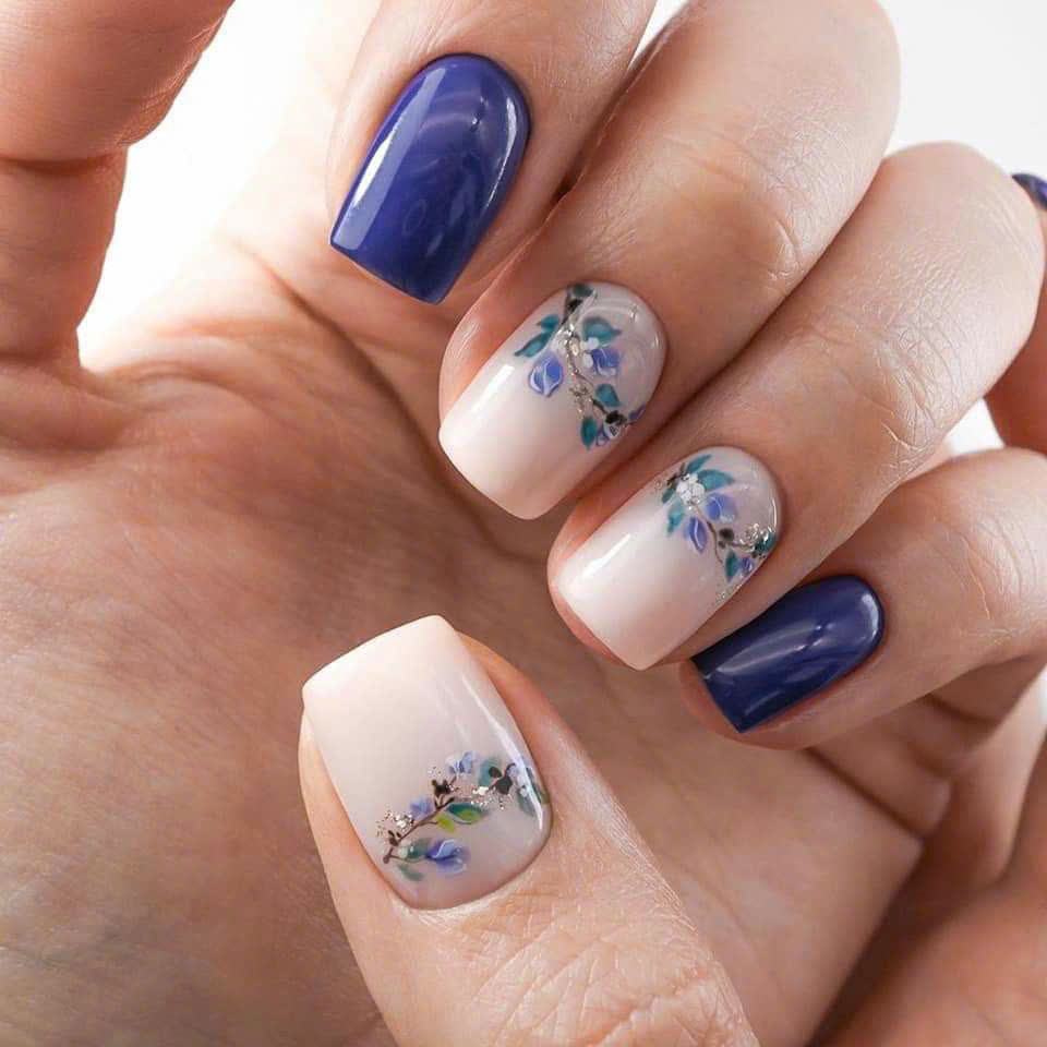 Read more about the article The Ultimate Guide To Perfect Pedicures At LashesNailLounge Fort Smith