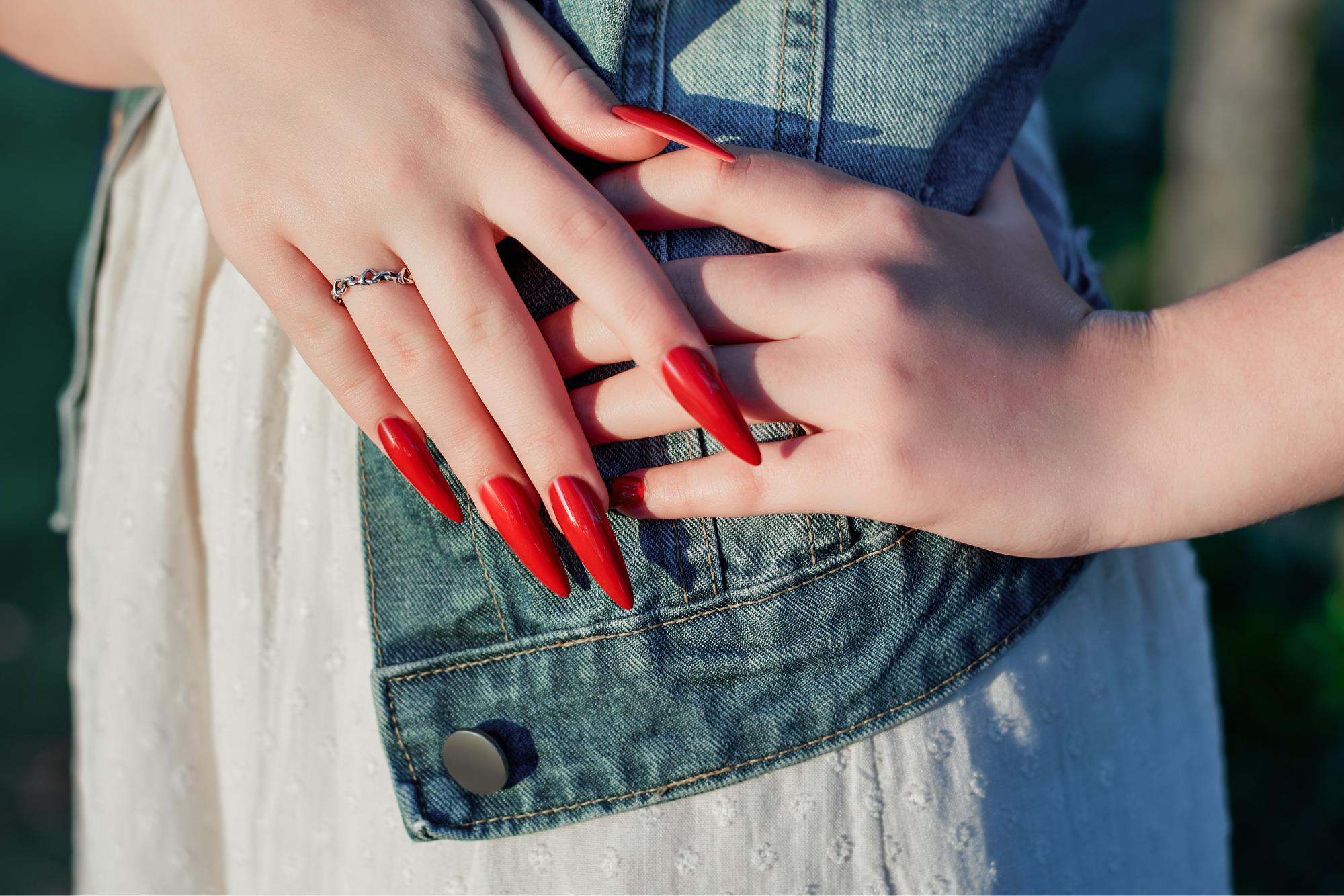 Read more about the article Case Study: Transforming LashesNailLounge Into A Seasonal Nail Paradise